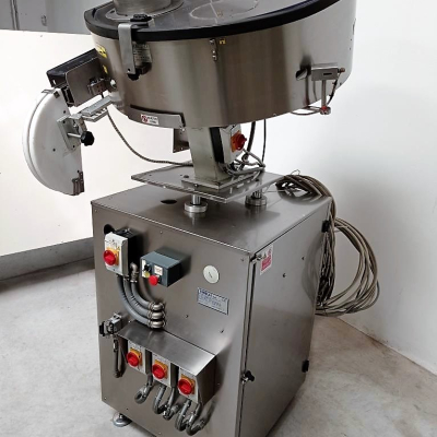 orientatorealimentatore_feederunscrambler_tirelli