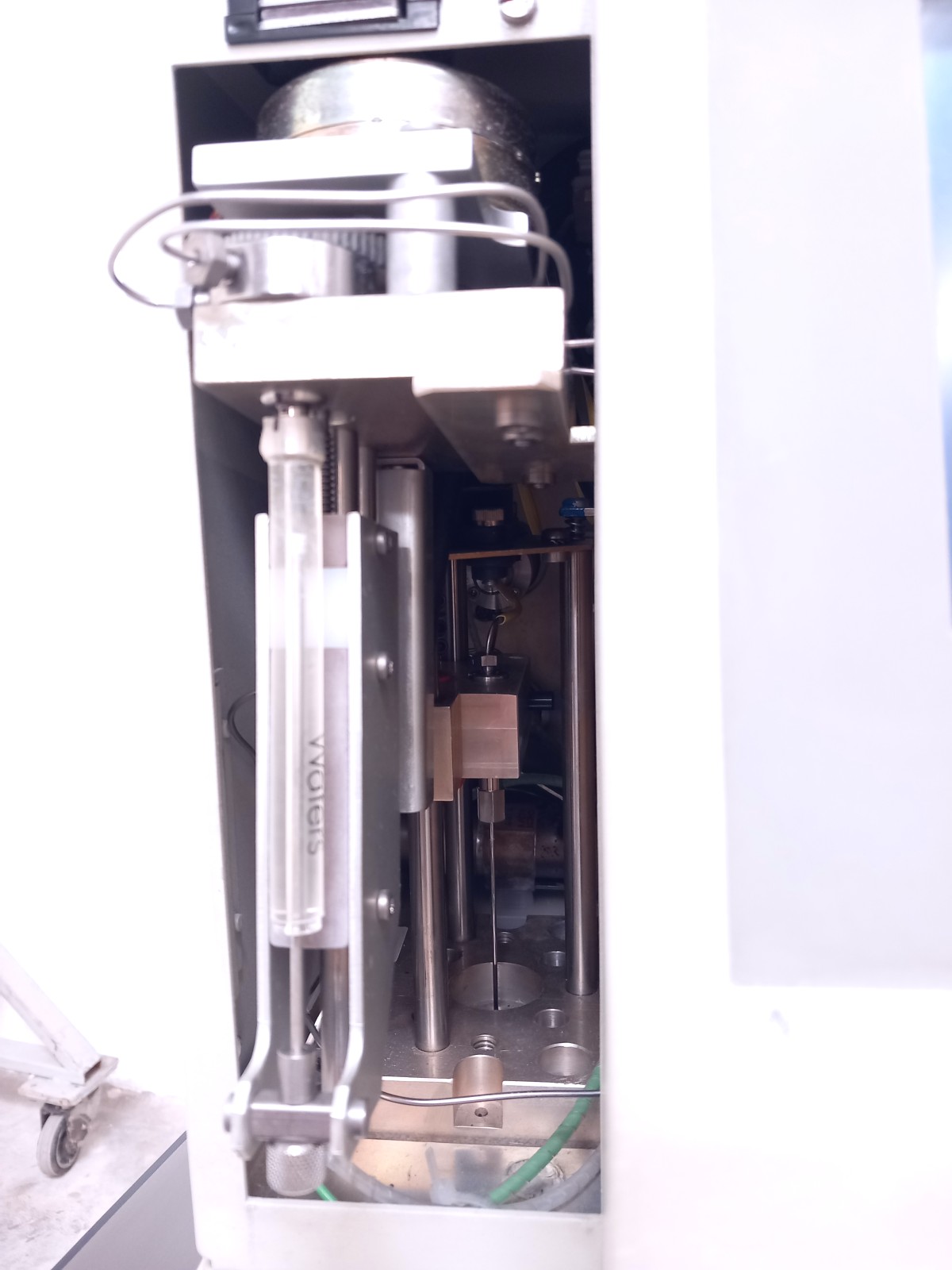 AUTOMATED SAMPLER – WATERS – MOD. 717 PLUS (COD. LAB-COMP-61 ...